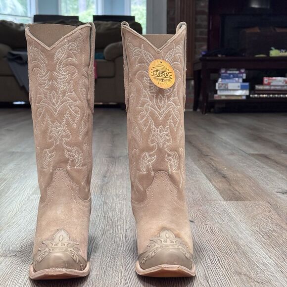 Corral Women Cowboy Leather Boots Sand w/ Embroidery size 6.5. NEW w/ Minor Flaw - Picture 3 of 13